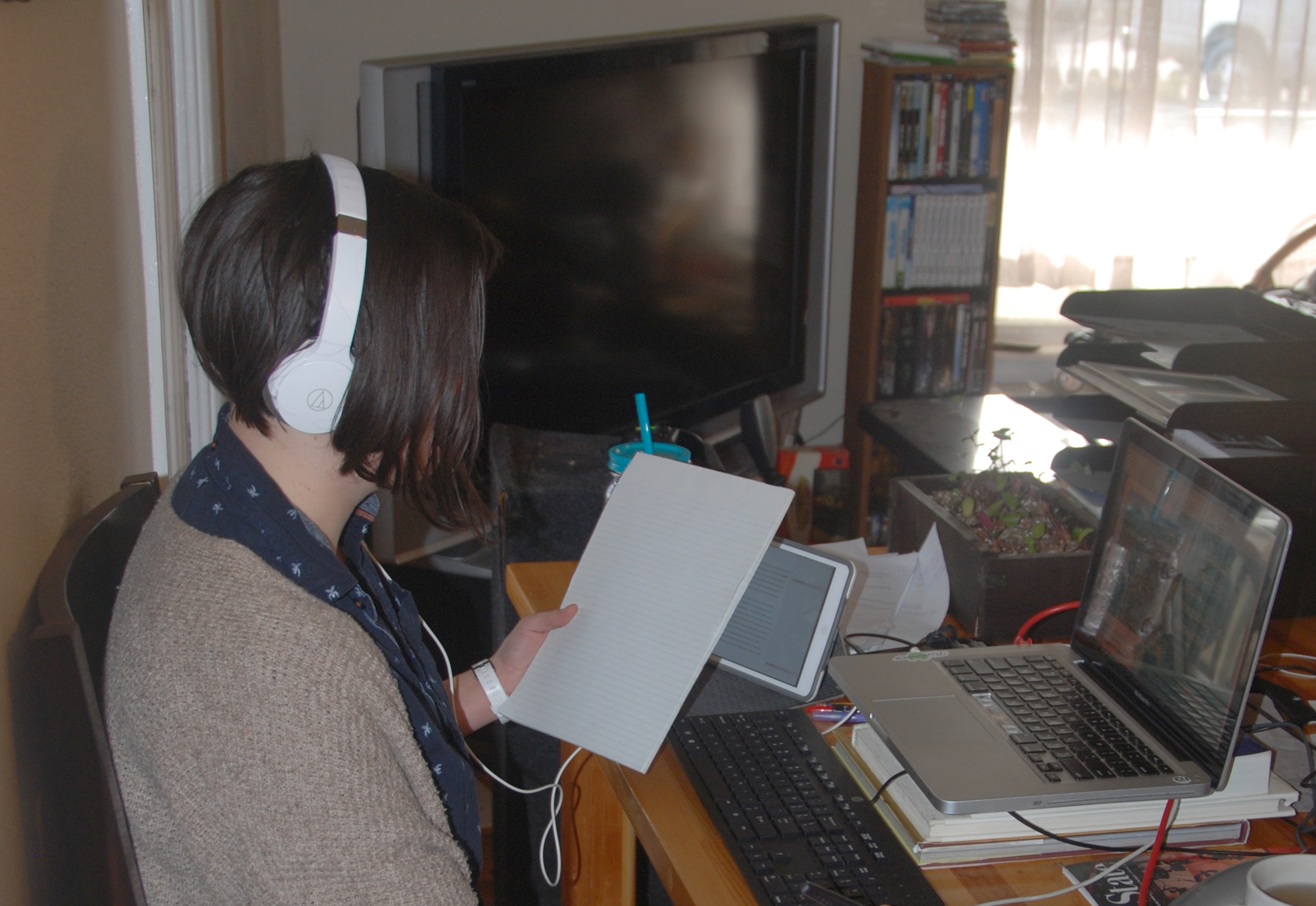 Theresa prepares virtual defense seminar